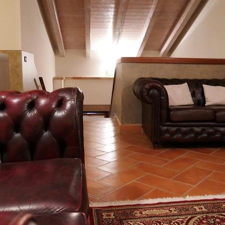 Hotel La Valle Volta Mantovana Buitenkant foto