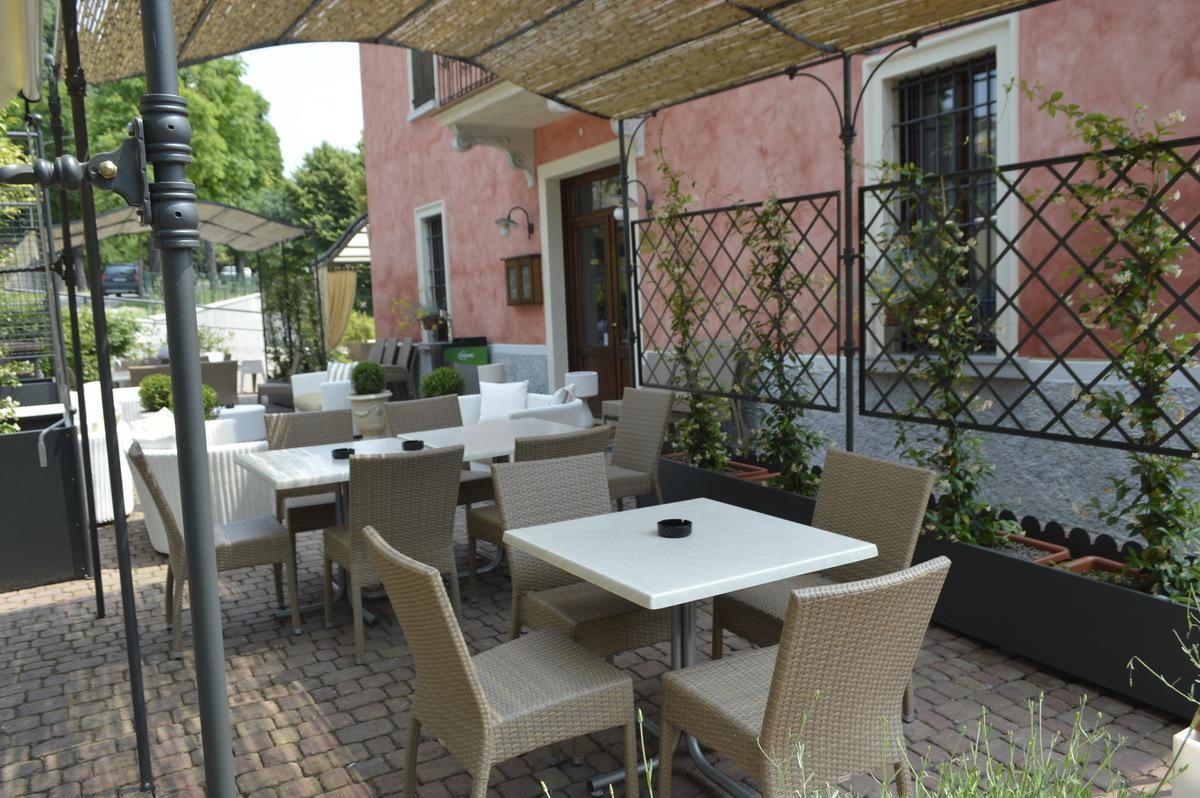 Hotel La Valle Volta Mantovana Buitenkant foto