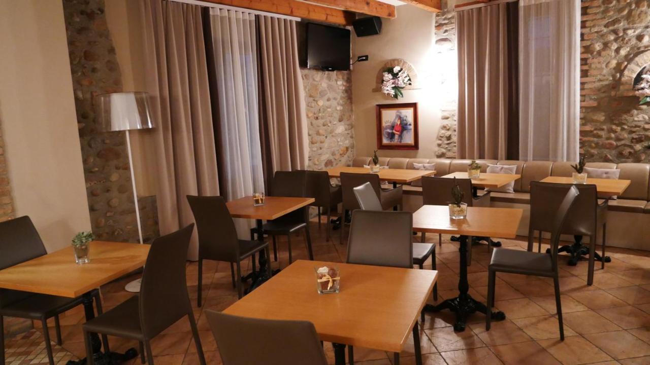 Hotel La Valle Volta Mantovana Buitenkant foto