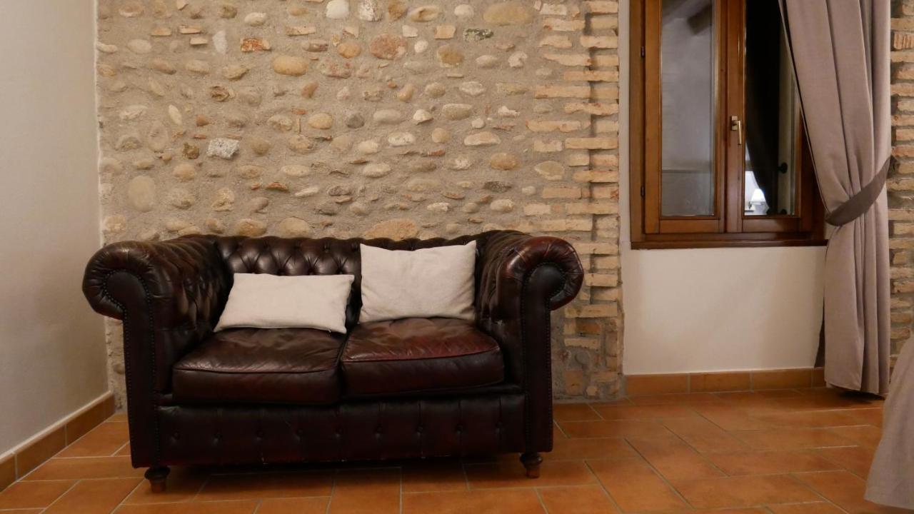 Hotel La Valle Volta Mantovana Buitenkant foto